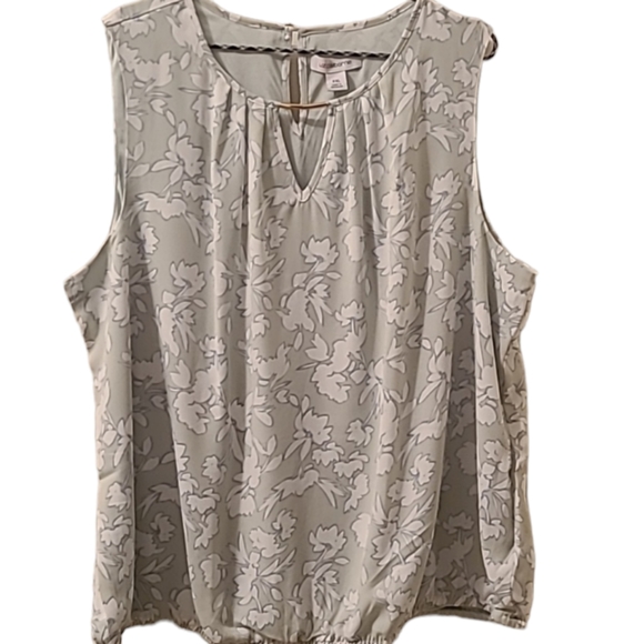 LIZ CLAIBORNE WOMEN'S PLUS SIZE SLEEVELESS GREEN AND WHITE FLORAL TOP SIZE XXL - Picture 1 of 16